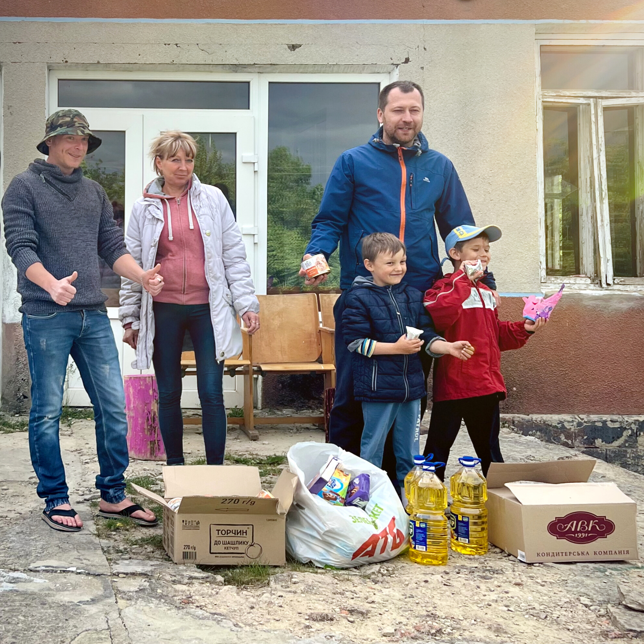 &quot;Своим примером хочу показать, как можно помогать&quot;: как украинский музыкант эвакуирует людей с линии фронта (фото)